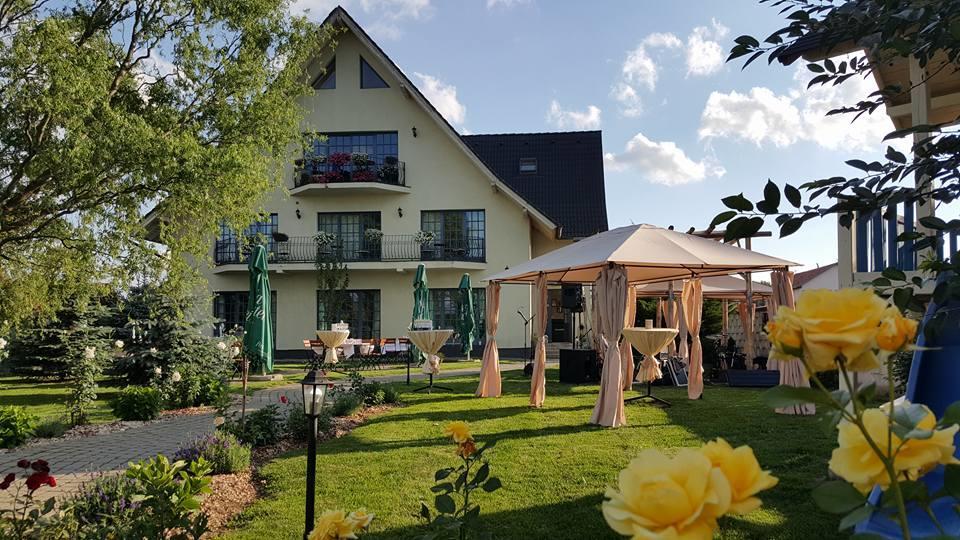 Villa Westfalia Guest House Tîrgu Secuiesc Eksteriør bilde